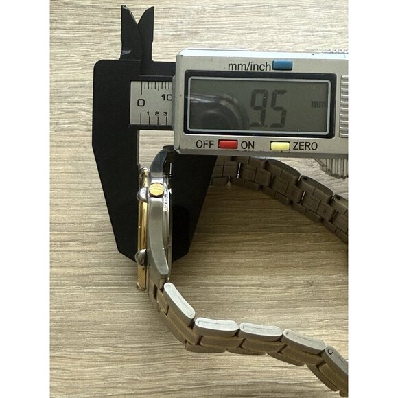 Wenger Gold Silver Tone Swiss Design Men's Watch 095 0695 Mineral Crystal WR100M - Picture 6 of 6